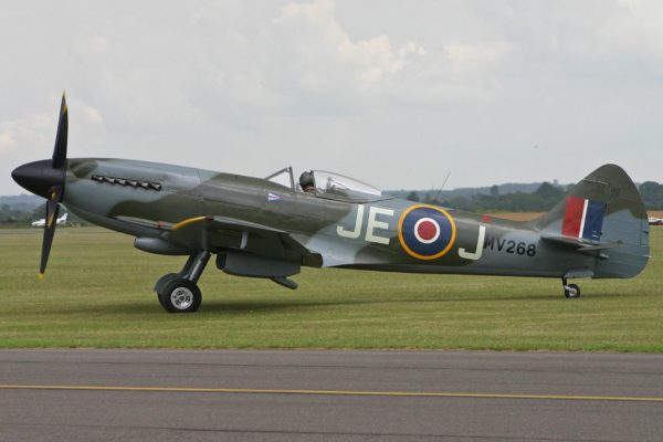 Supermarine Spitfire G-SPIT (Photo Alan Wilson (CC BY-SA 2.0))